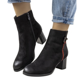 Crne čizme s ogrebotinama iz Montana crna