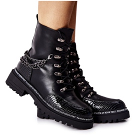 S.Barski Topli radnici s lancima od crnog linusa crna