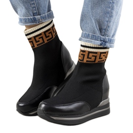 Crne tenisice na klin Wanda crna