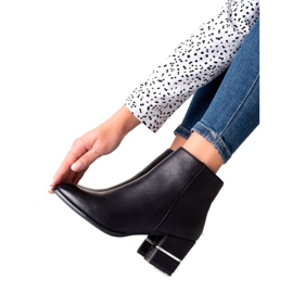 TRENDI Elegantne čizme s visokim potpeticama crna