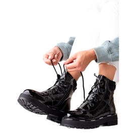 Artiker crne kožne gležnjače crna