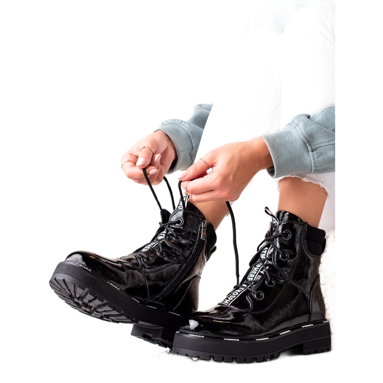 Artiker crne kožne gležnjače crno