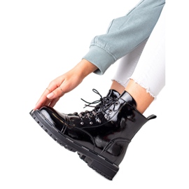 Elegantne kožne čizme ARTIKER crna