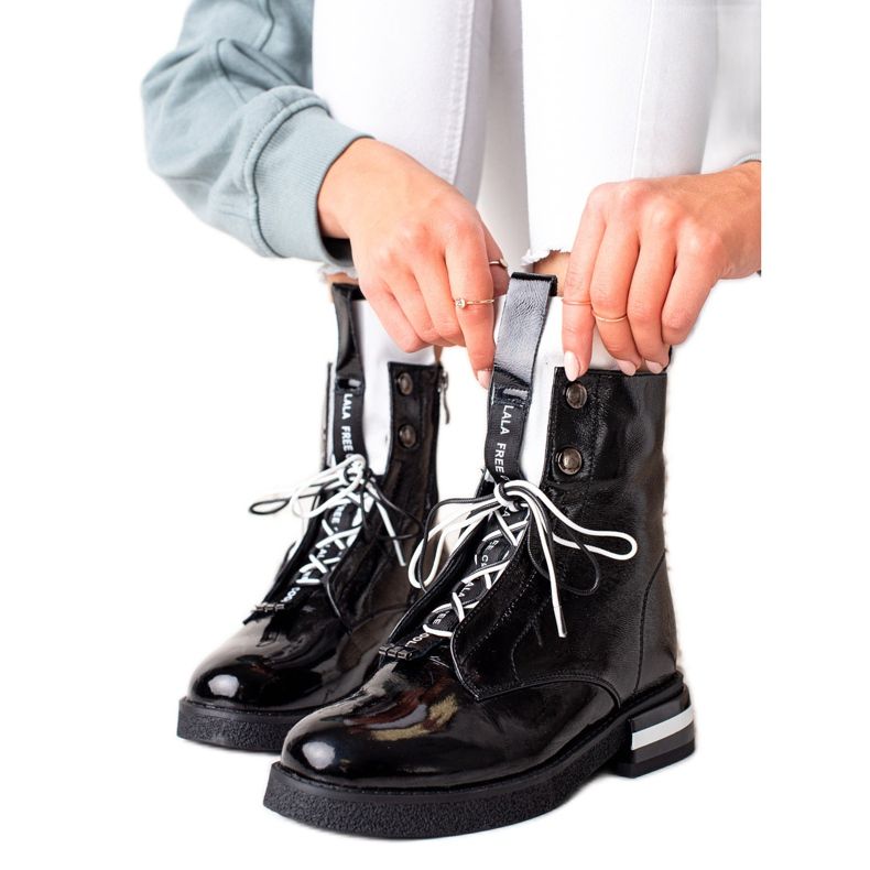 Modne kožne čizme ARTIKER crno