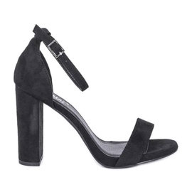 Crne sandale na visoku petu od Beth crna