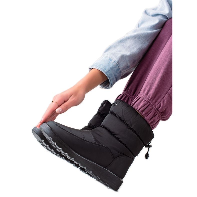 Ležerne čizme VINCEZA za snijeg crno