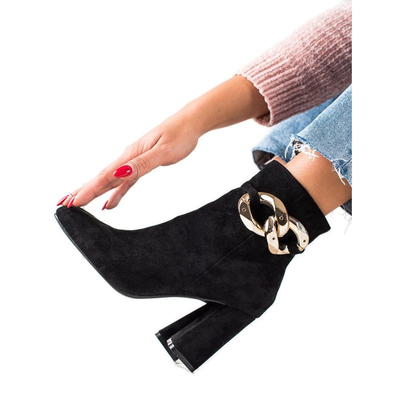 TRENDI Elegantne čizme sa zlatnim ukrasom crno