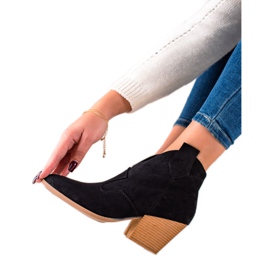 Lucky Shoes Crne kaubojske čizme od antilopa crna