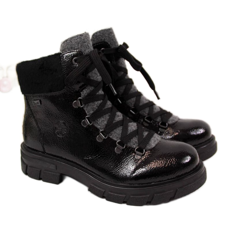 Crne izolirane lakirane čizme W Rieker Z9132 crno plava