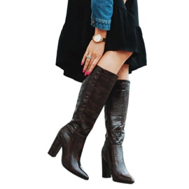 Smeđe čizme na mjestu Phoebo smeđa crna