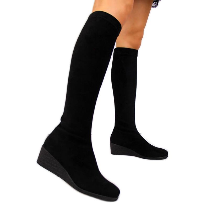 Crne čizme od antilopa na klin Filippo W PAW299 crno