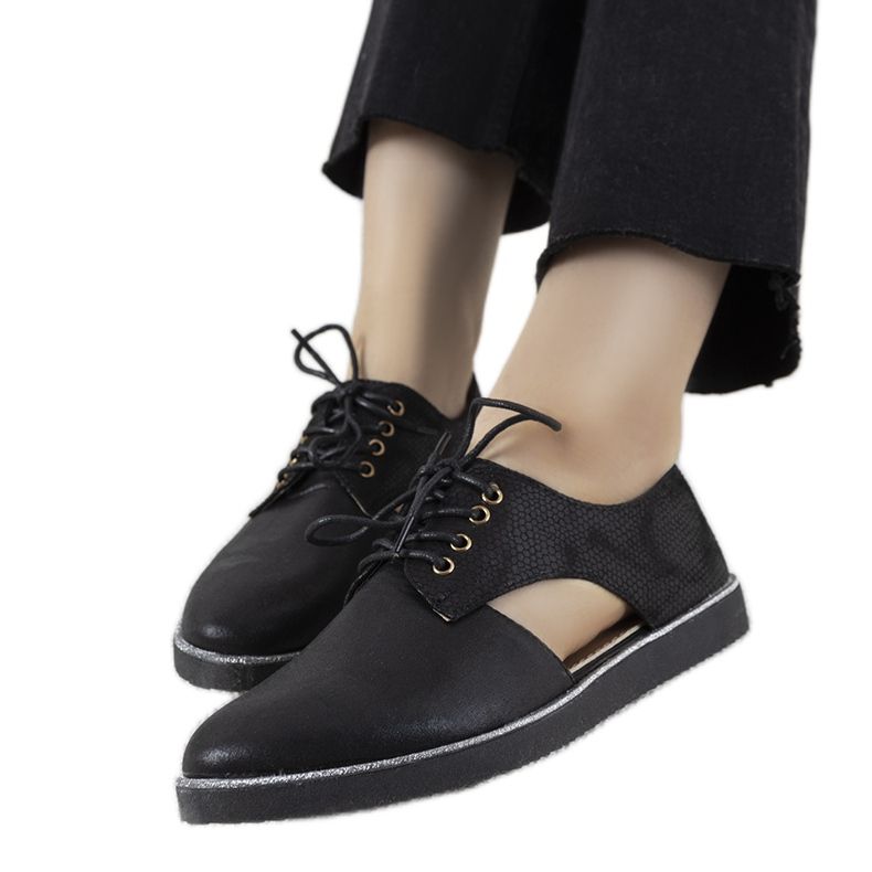 Crne sjajne Karley cipele niskog kroja crno