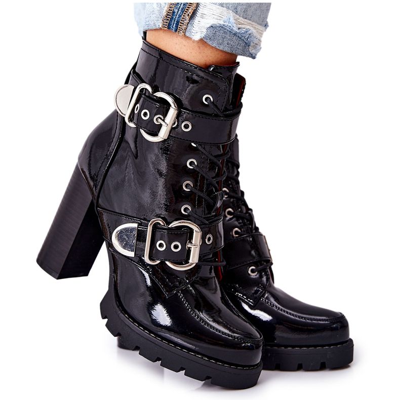 Lakirane čizme na šanku Crni flaris sa kopčom crno