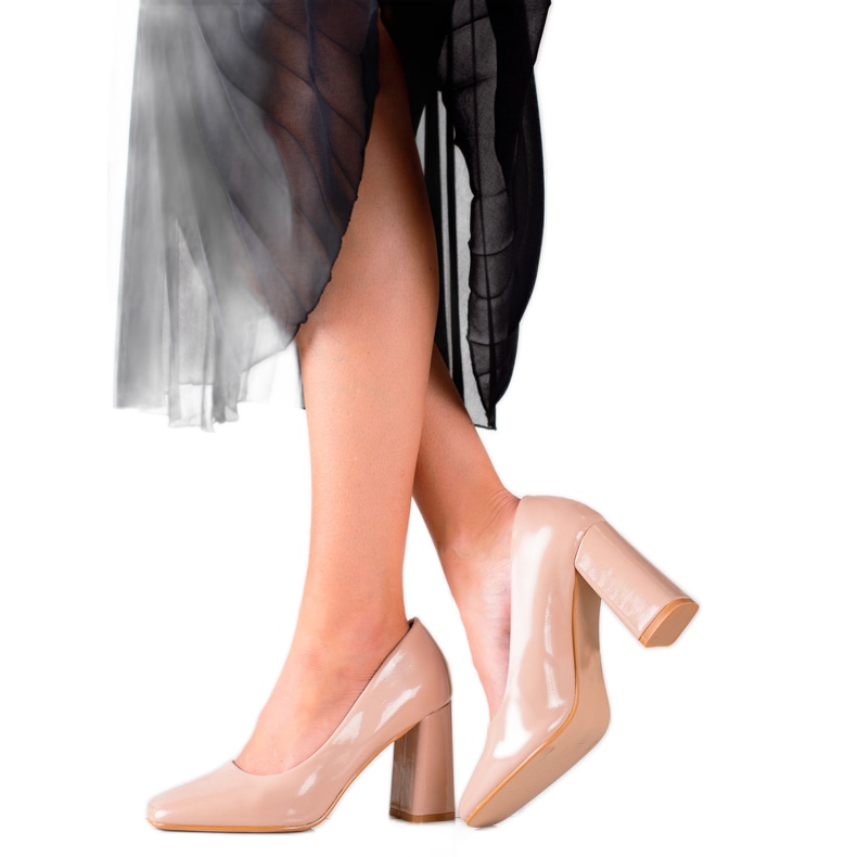 Bestelle Klasične lakirane pumpe bež