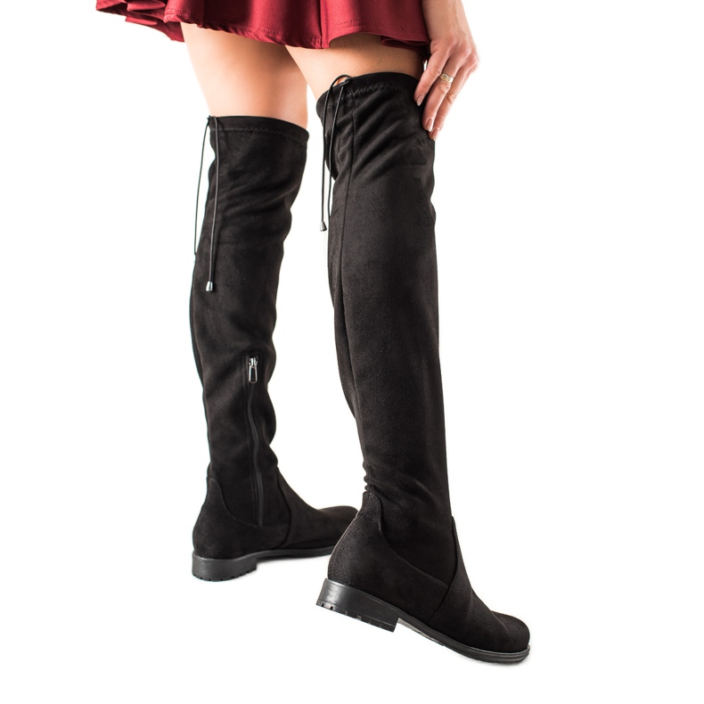 TRENDI Crni mušketiri crno