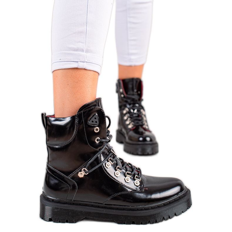 Lucky Shoes Lakirane crne čizme crno