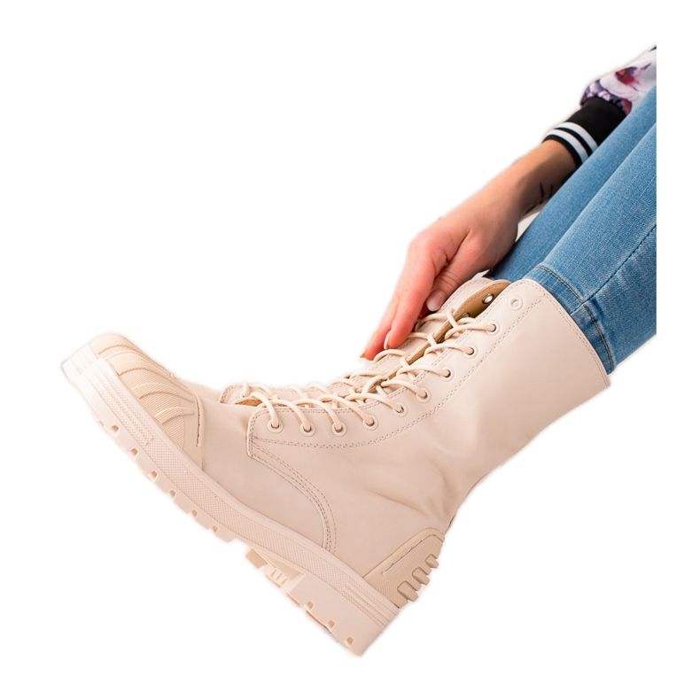 Seastar Traperi s visokim vezama bež