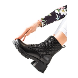 Bestelle Klasične prošivene traperice crna