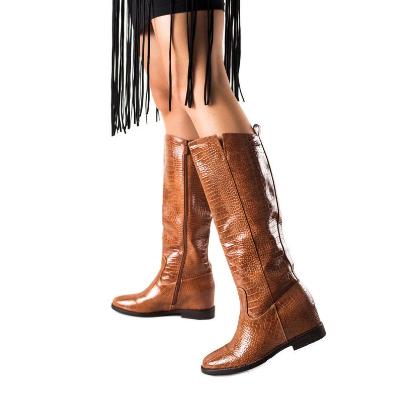 TRENDI Čizme s eko kožom na klin smeđa