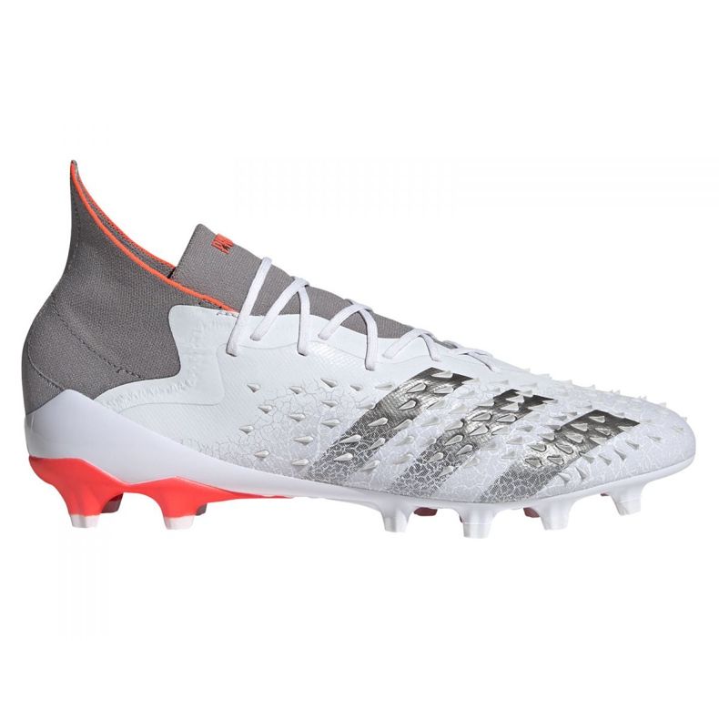 Adidas Predator Freak.1 Ag M FY6254 kopačke siva, bijela bijela