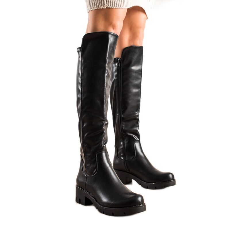 TRENDI Ležerne čizme od eko kože crno