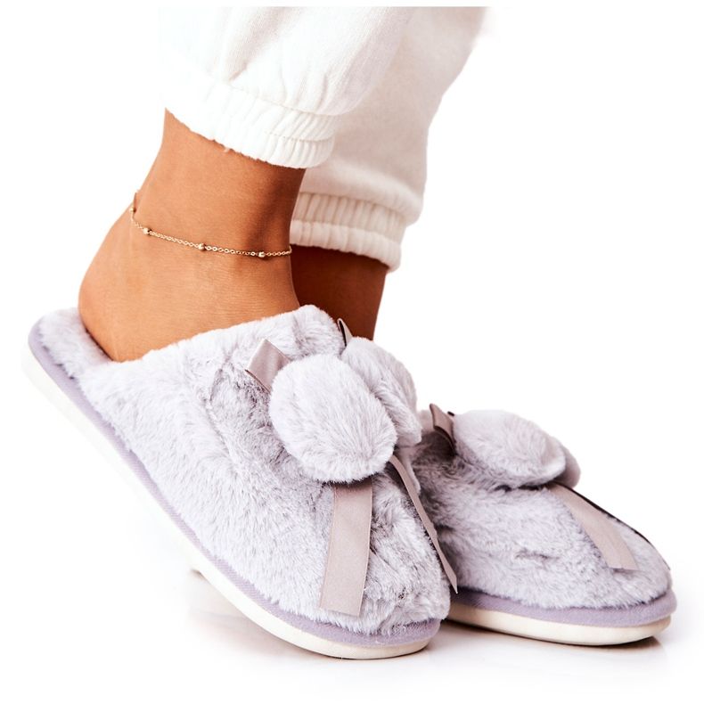 Sive krznene papuče Pamppy s pomponima siva