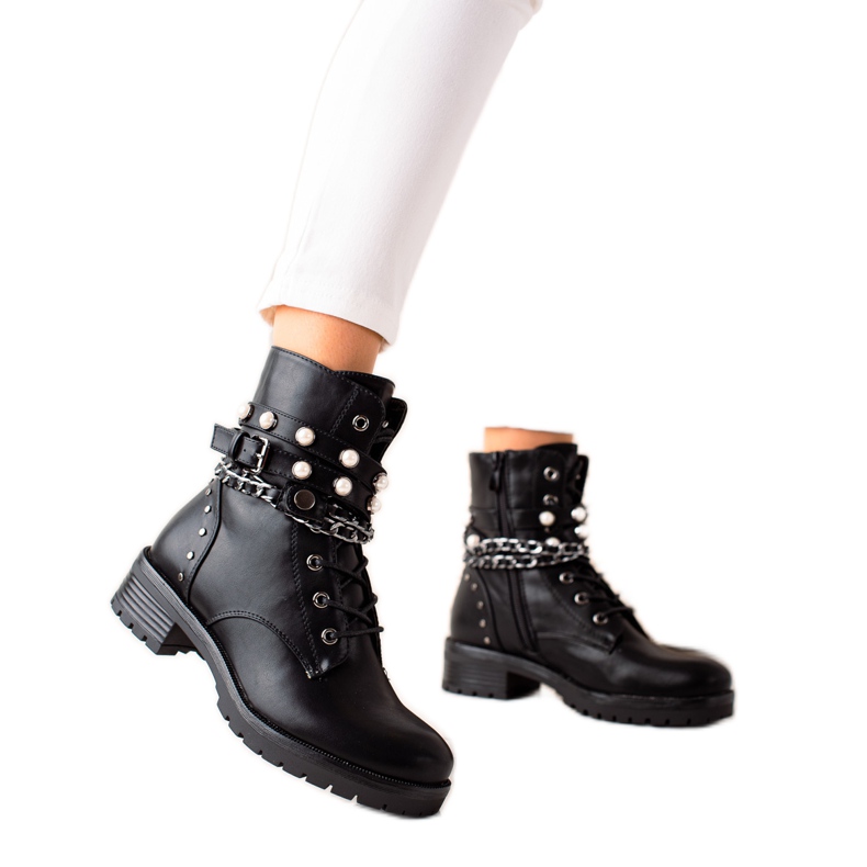 Bestelle Crni radnici sa kamenčićima crno