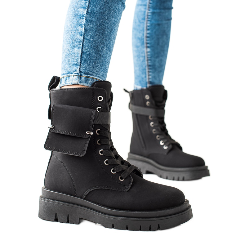 TRENDI Trap čizme na vezanje s džepom crno