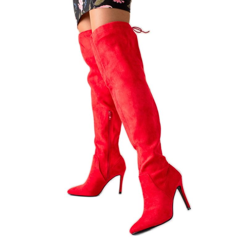 Small Swan Čizme od antilopa na visoku petu crvena