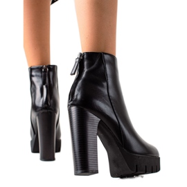 Camo Čizme na visokim petama i paltform crna