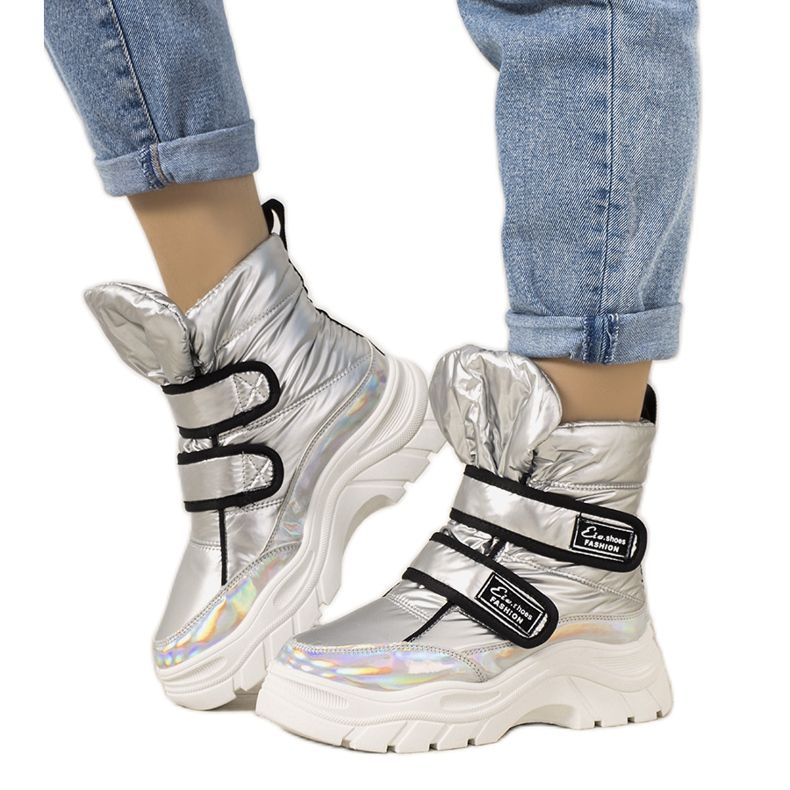 Srebrne čizme za snijeg s čičak Comforte srebro