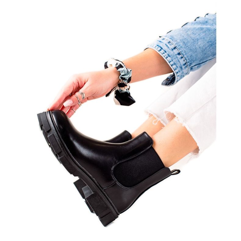 Ideal Shoes Tople čizme Chelsea crno