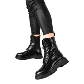 Seastar Klasični traperi od eko kože crna