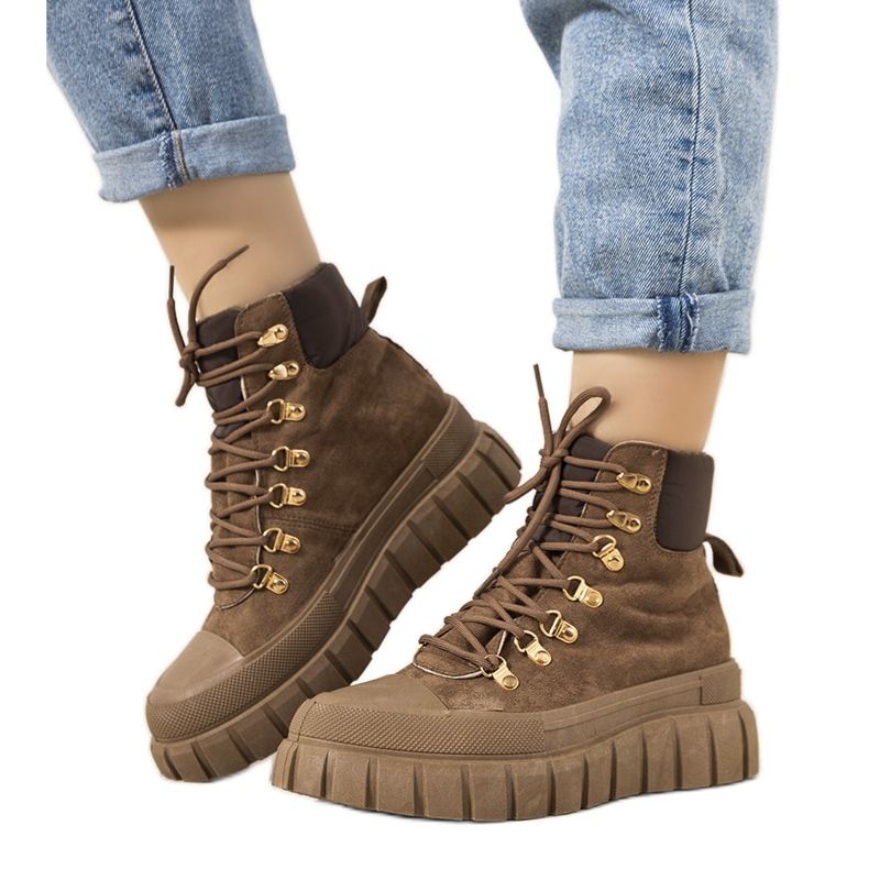 Smeđe izolirane ženske čizme na vezanje iz Calabresija smeđa