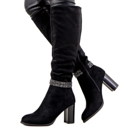 Crne čizme na stupu izolirane Alexis crna