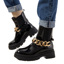 Crne lakirane gležnjače s Tapia lancem crna