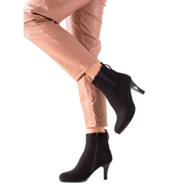 Gogo Tople čizme na visokoj peti crna