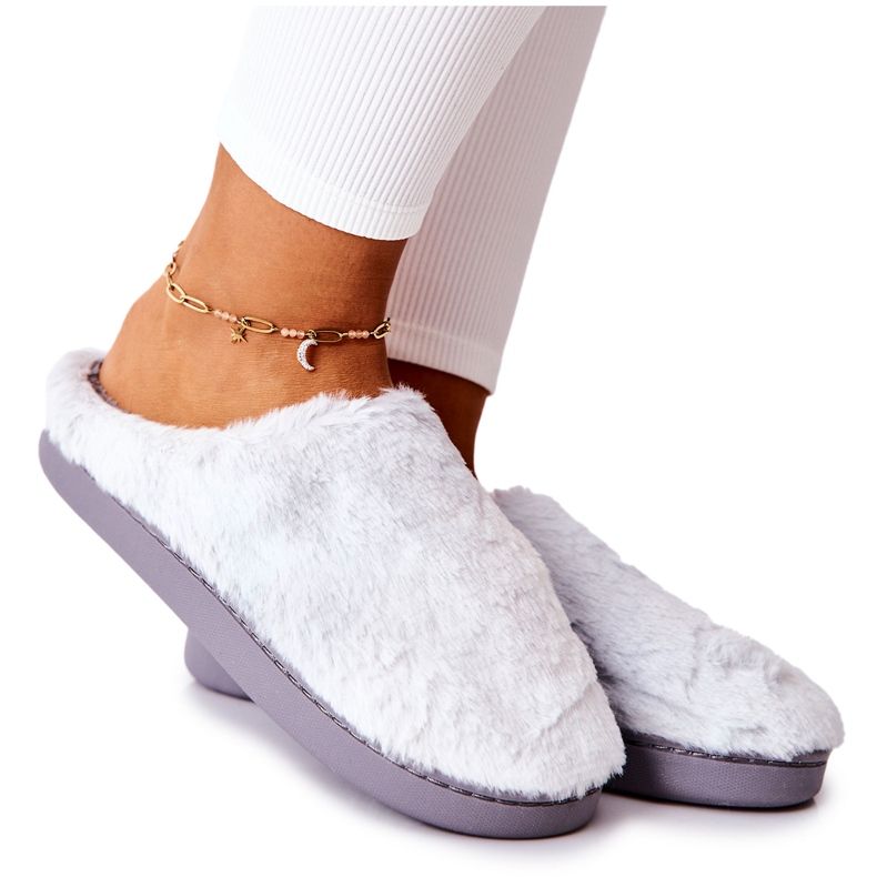 WJ1 Tople krznene papuče svijetlosive Mecy siva