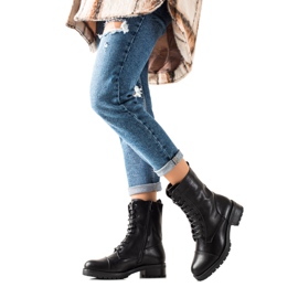 Laura Mode Čizme na vezanje s eko kožom crna