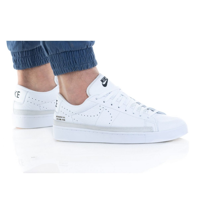 Nike Blazer Low XM DA2045-100 bijela