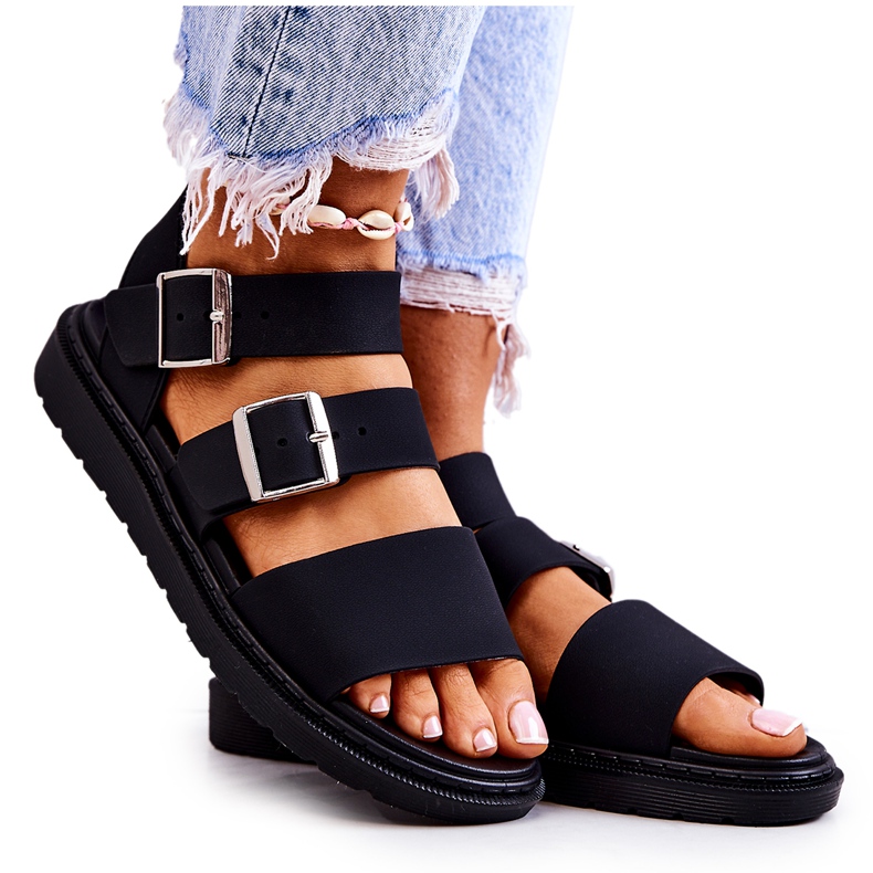 FM1 Crne Reese sandale s kopčom crno