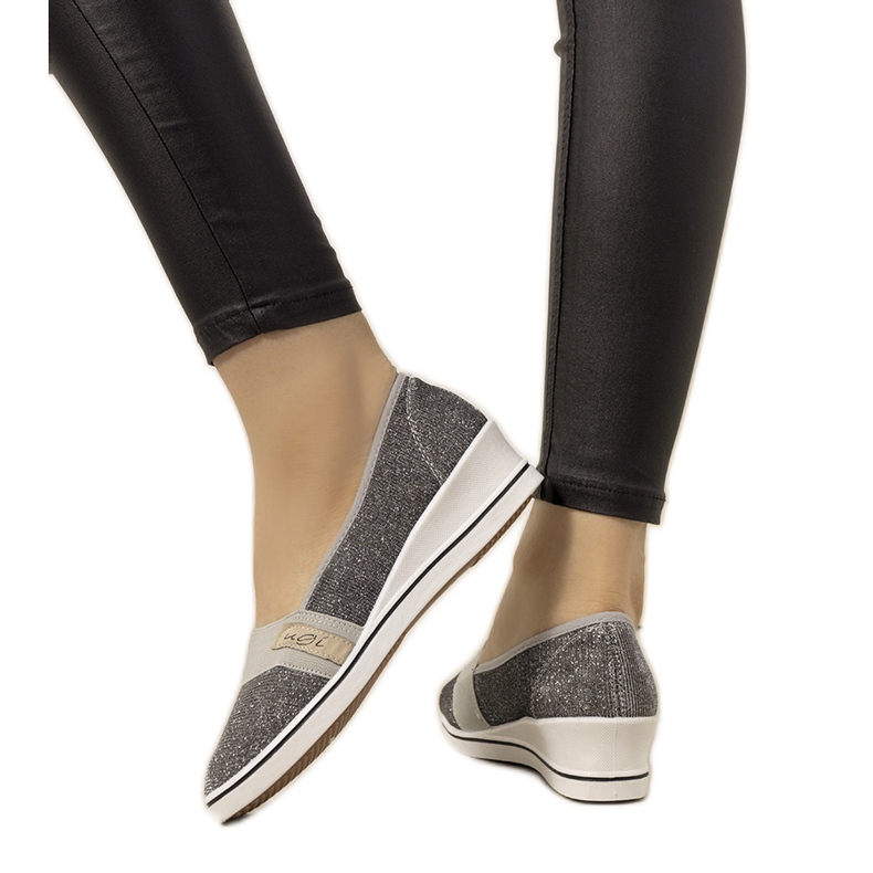 Burris sive tenisice na klin siva