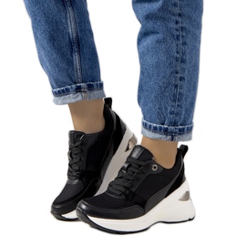 Crne tenisice na klevelandskoj klin crna