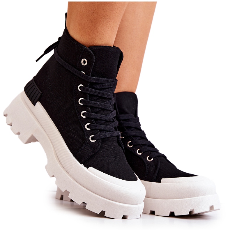 PS1 Vjerno zavezane crne čizme crno