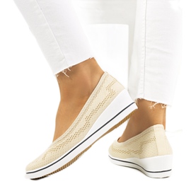 Bež balerine na Connorovom klinu