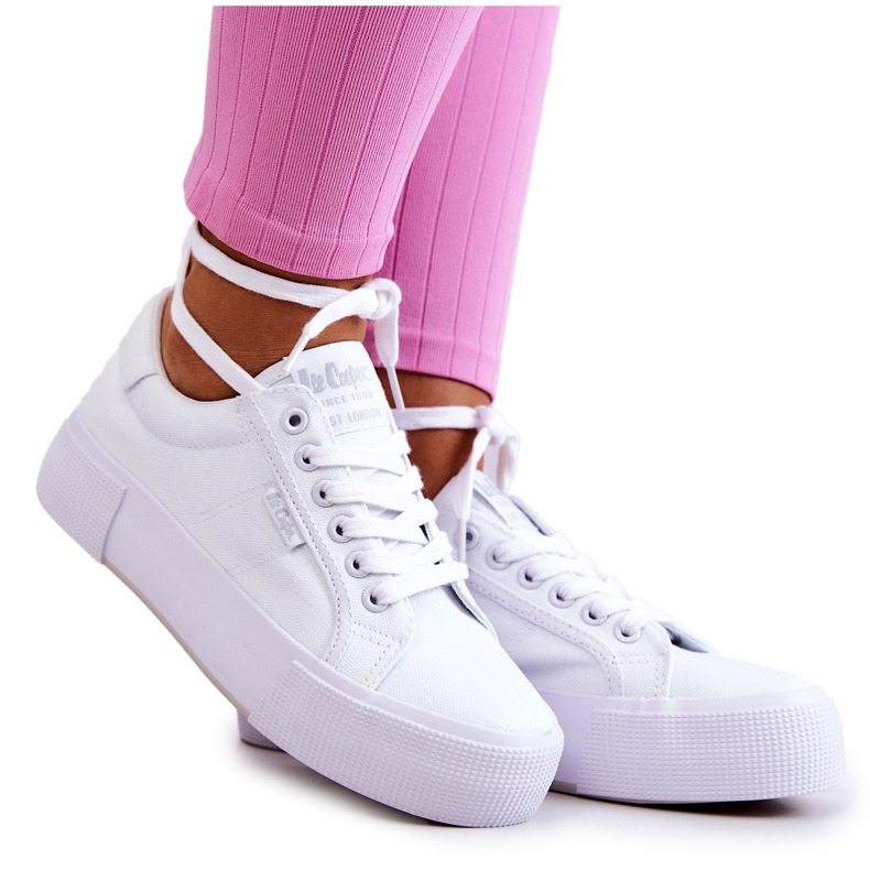 Lee Cooper LCW-22-31-0884L Bijele tenisice bijela