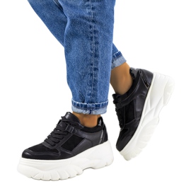 Crne sportske tenisice s visokim Mellis potplatom crna