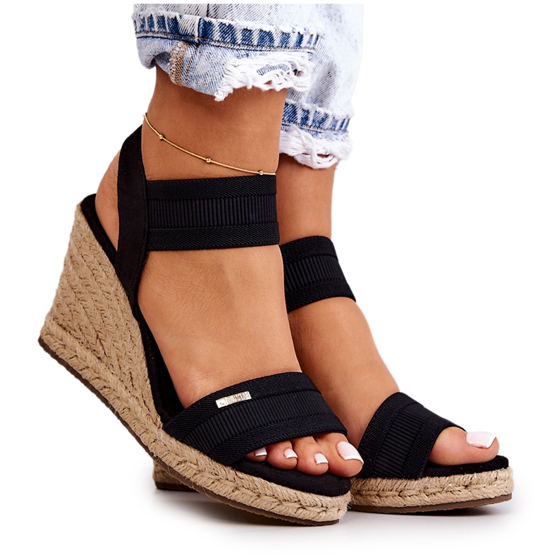 Ženske sandale na klin Big Star JJ274976 crne crno