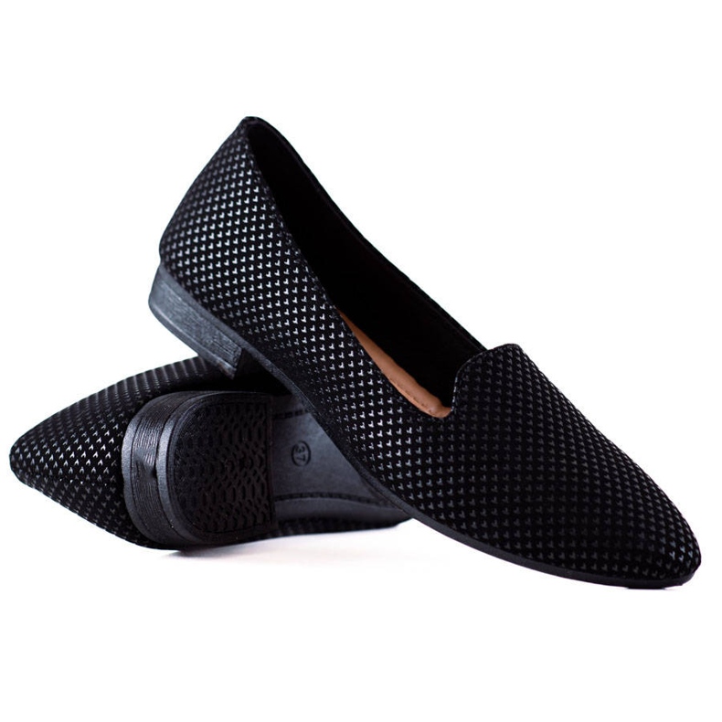 TRENDI Crni gospodari u srcima crno