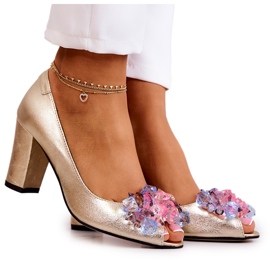 PA2 Kožne pumpice sa zlatnim ukrasom Dayane